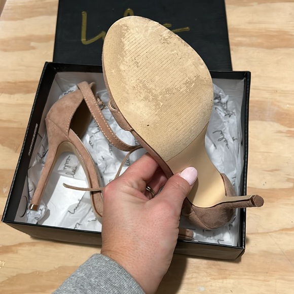 Lulus heels - Picture 2 of 2